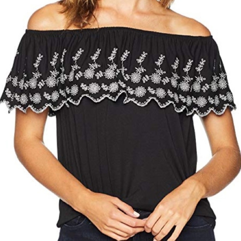 Beautiful New NWT Adrianna Pappel Black & White Off Shoulder Top Shirt 1X